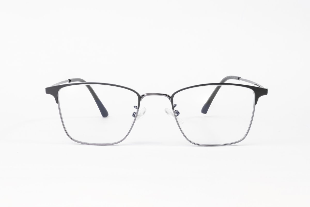 Óculos Titanium pequeno