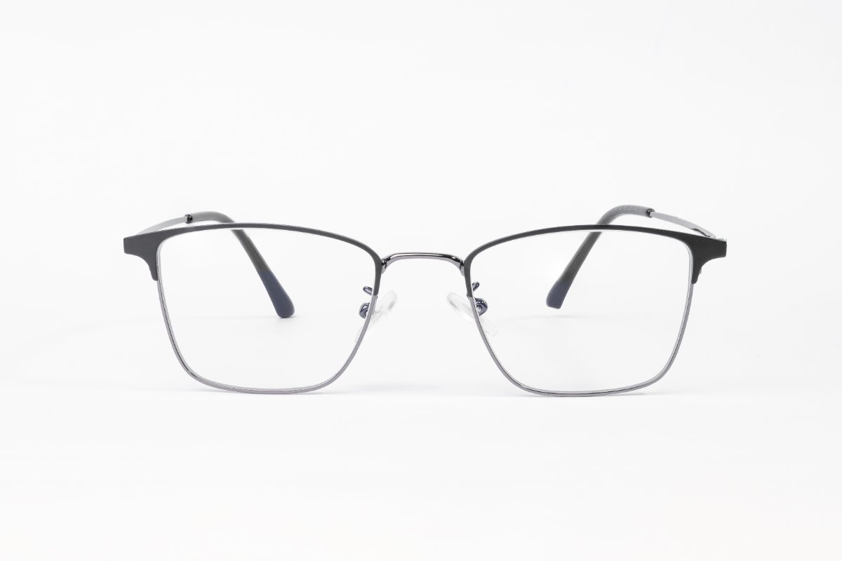 Óculos Titanium pequeno